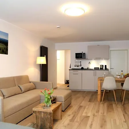 Apartmán B606 Fuer Bis Zu 4 Personen Zentrale Lage In Hunde Willkommen *